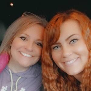 Meet your Posher, Carrie